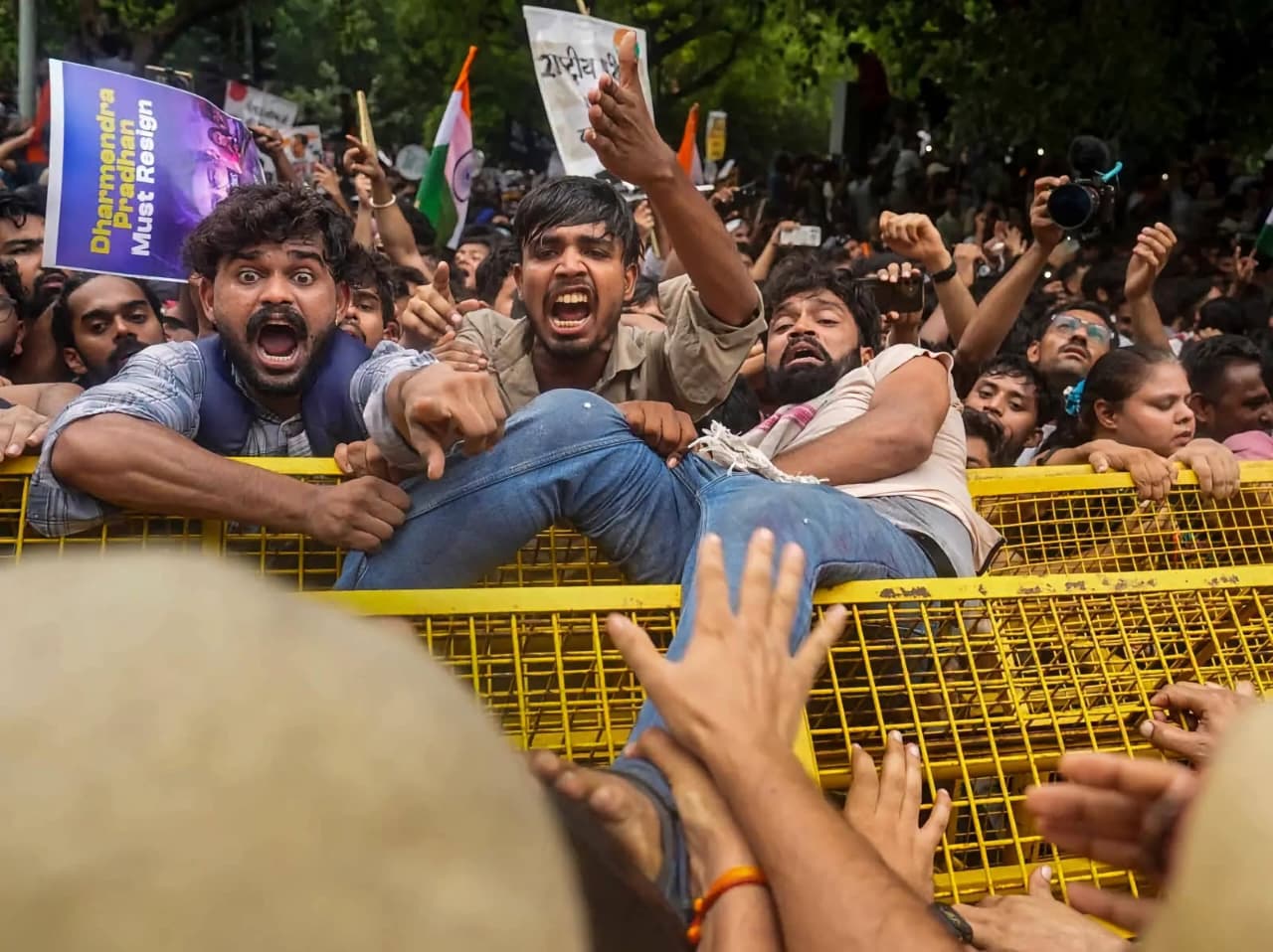 দিল্লির রাস্তায় যুবসমাজের বিস্ফোরণ: আলোচনায় বাধ‍্য হল কেন্দ্র