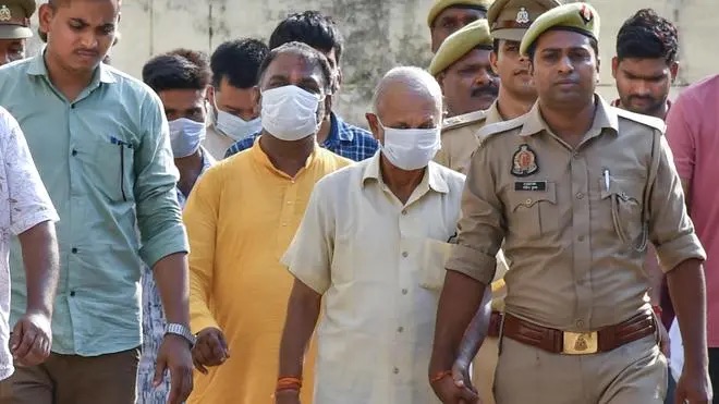 রামমন্দিরে অনুদান তছরুপ: তদন্তের জাল এবার লখনউতে, অভিযুক্তদের ৫৪ আত্মীয়ের সম্পত্তি খতিয়ে দেখছে তদন্তকারী সংস্থা