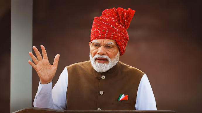 ‘দিমাগি নকশাল’ মন্তব্যে বিরোধীদের তোপ, মোদী ‘ভীত ও মরিয়া’ বলে কটাক্ষ