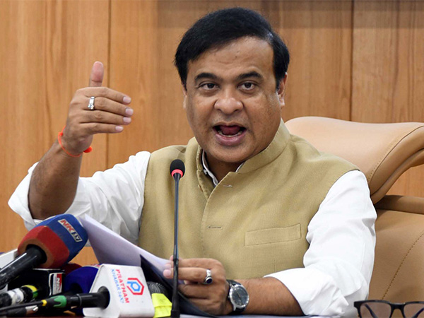অ্যাম্বুল্যান্সকে পথ দিতে থামবে মুখ্যমন্ত্রীর কনভয়, শিলচর-বিতর্কে কড়া নির্দেশ অসমে