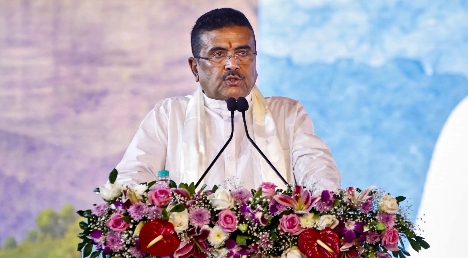 আগে ইউসিসি, পরে ‘লাভ–ল্যান্ড জিহাদ’ বিরোধী কঠোর আইন: ছয় মাস চাইলেন শুভেন্দু