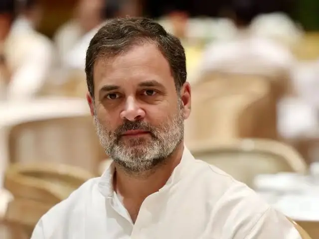 মন্ত্রী বদলেও মিটবে না সংকট: ধর্মেন্দ্রর পদত্যাগের পর প্রহ্লাদ জোশীকে নিশানা রাহুলের