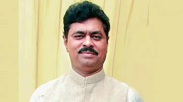 তৃণমূল ভাঙানোর ‘অদৃশ্য কারিগর’ সি এম রমেশ!