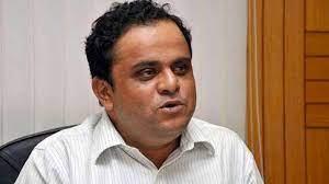 সেমসাইড খেলেছেন শিক্ষামন্ত্রী