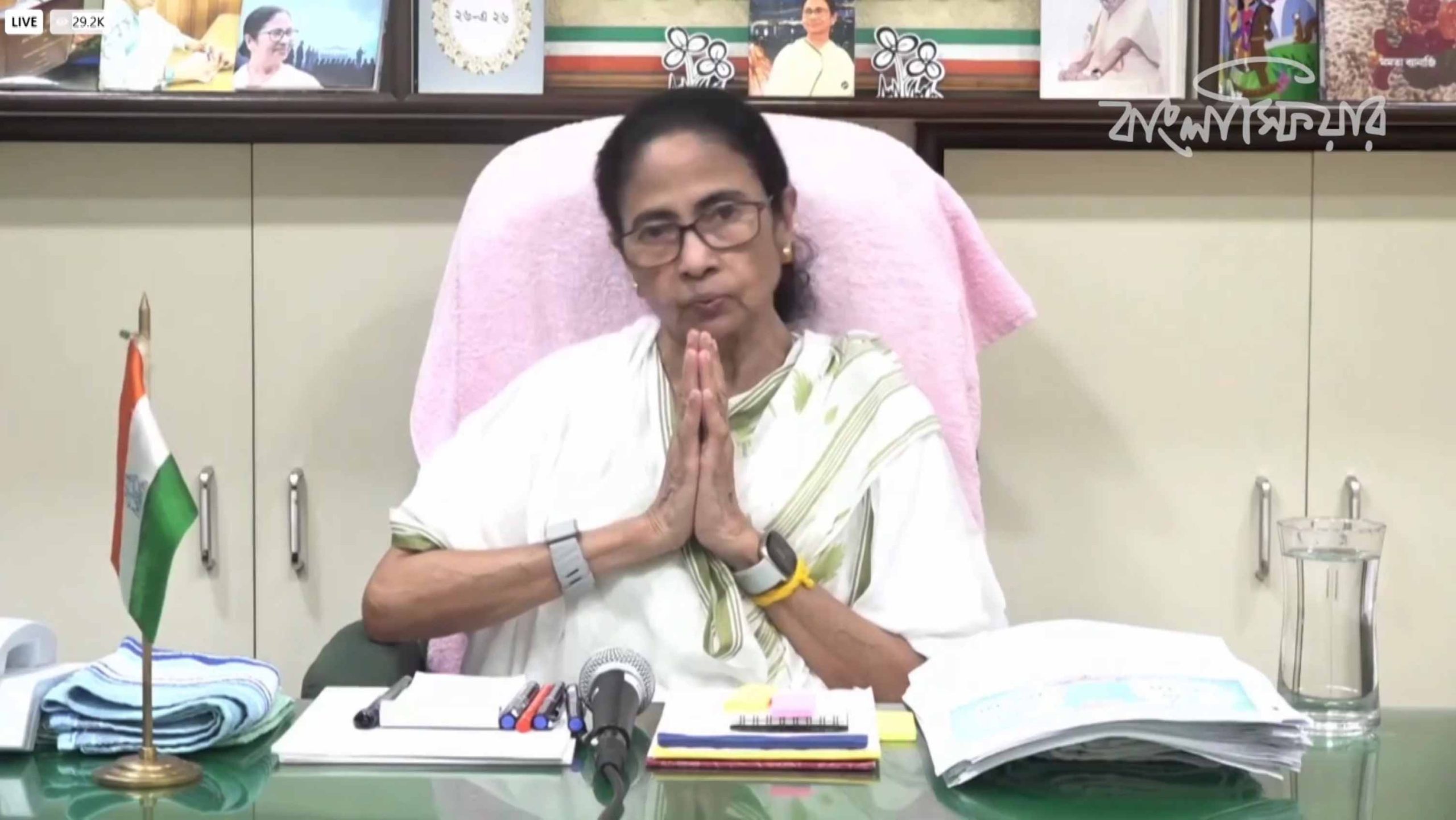 তৃণমূলের নিয়ন্ত্রণে ফিরলেন মমতা, বেইমানদের সরাসরি বিজেপিতে যাওয়ার বার্তা