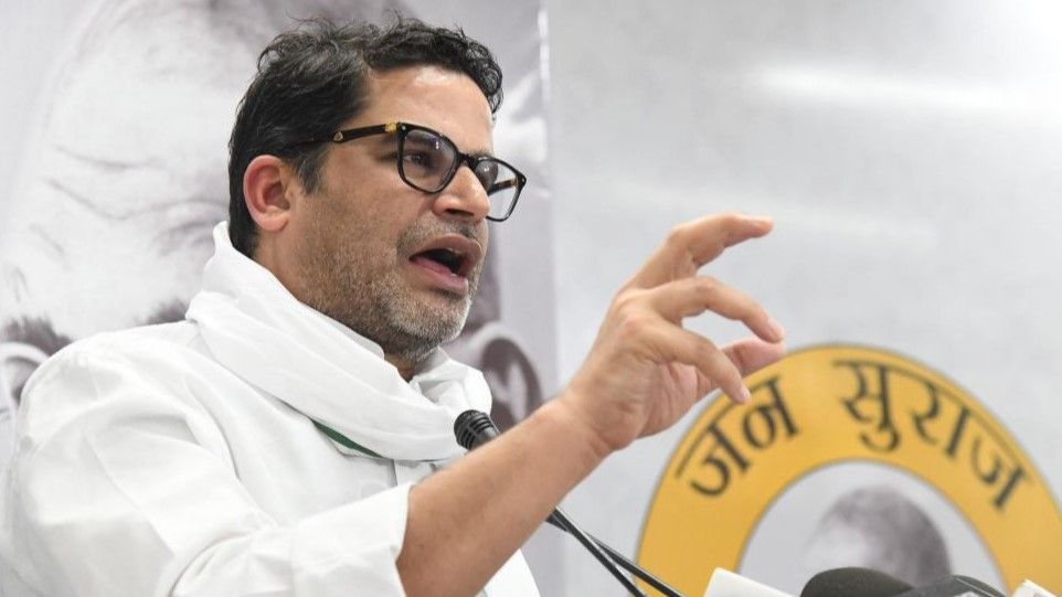 বিজেপির গড় বাঁকিপুরে ভোটযুদ্ধে নামছেন প্রশান্ত কিশোর, জন সুরাজের প্রার্থী ঘোষণা