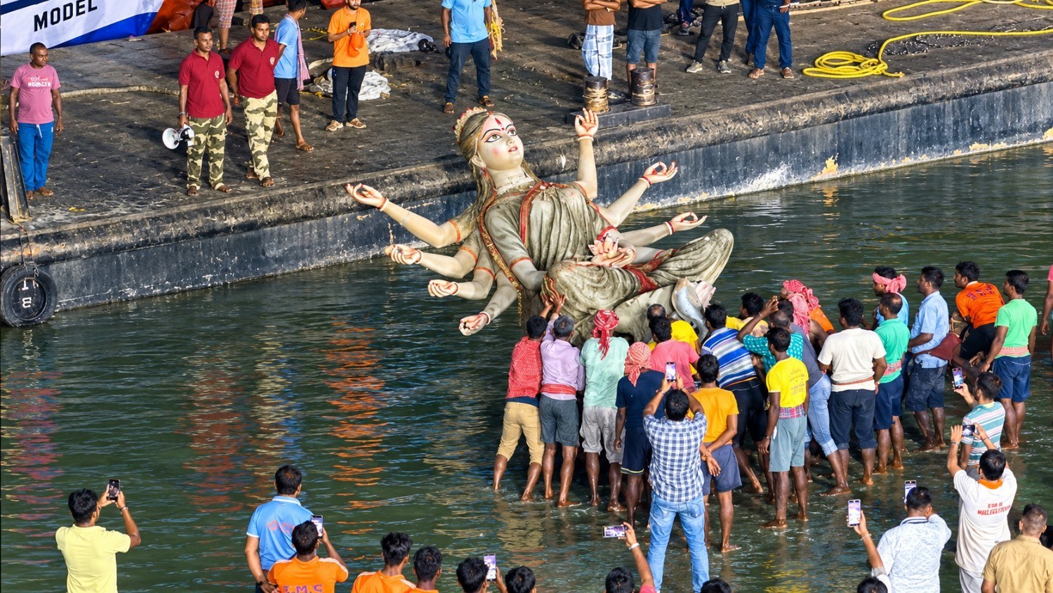 chorbagan durga pratima immersion