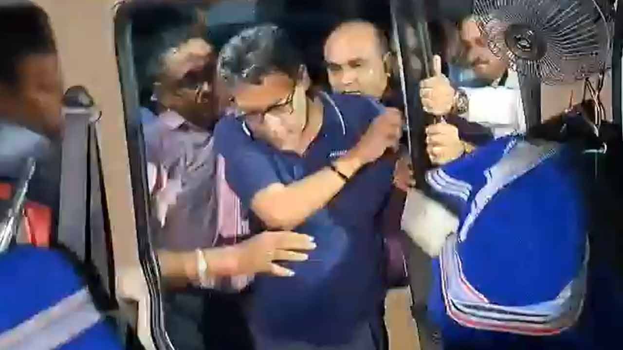 indranil-sen-arrested-ed-kolkata-police
